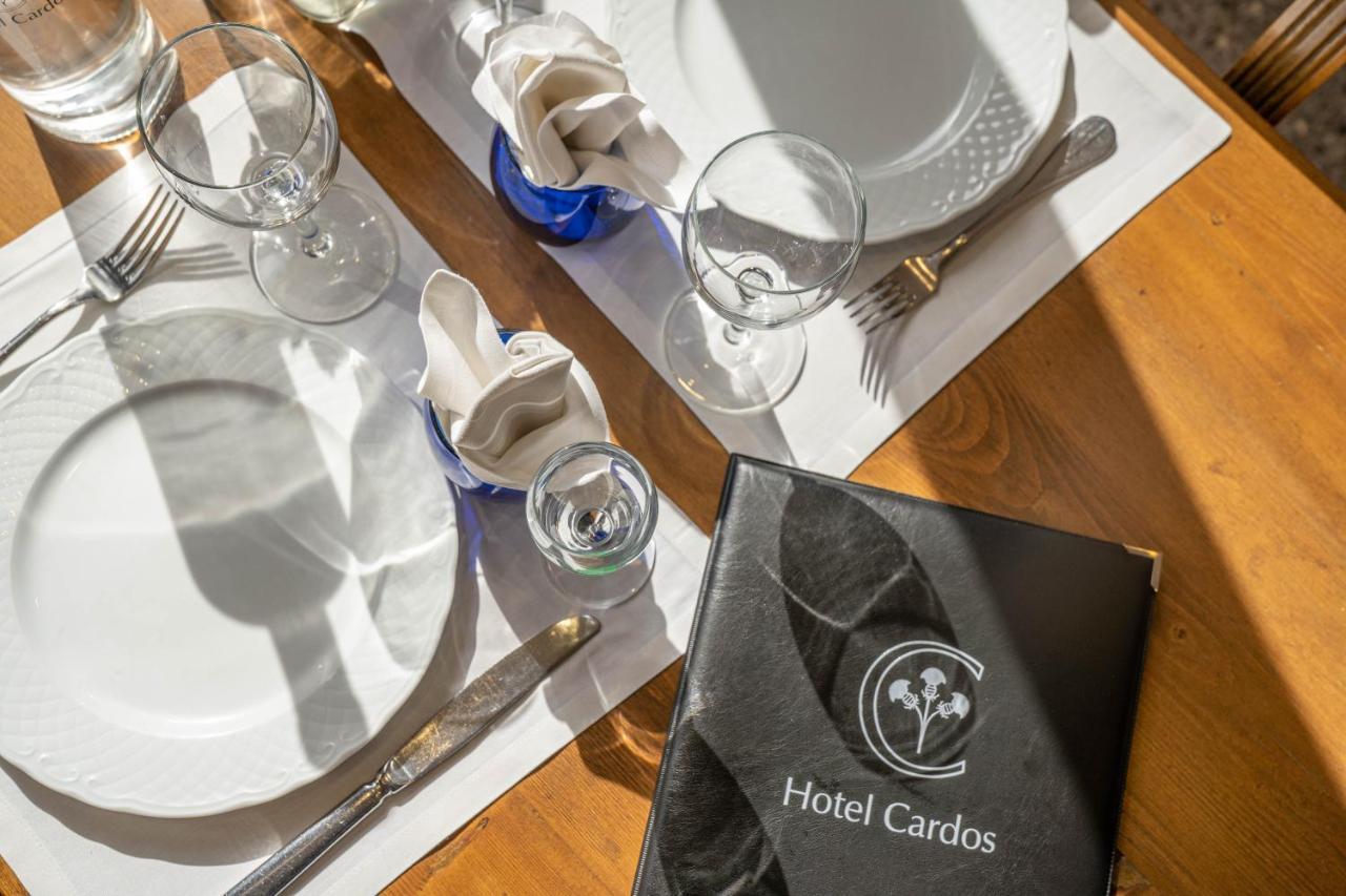 Hotel Cardos Ribera de Cardós Exteriör bild